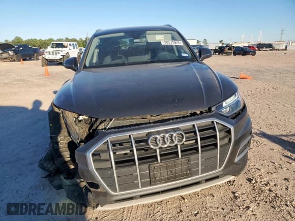 ✅ 2021 Audi Q5 Premium • VIN: WA1AAAFY5M2092988 • Lot: 90575945. Wystawiony na Copart z przebiegiem 55 293 mil. Bezpłatny archiwum sprzedaży aukcyjnych z USA i szczegółowy raport historii pojazdu na DreamBid. Zdjęcie 5.