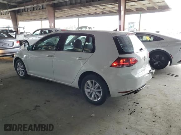 ✅ 2016 Volkswagen Golf TSI S • VIN: 3VW217AUXGM010457 • Lot: 81880235. Wystawiony na Copart z przebiegiem 81 627 mil. Bezpłatny archiwum sprzedaży aukcyjnych z USA i szczegółowy raport historii pojazdu na DreamBid. Zdjęcie 2.
