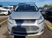 ✅ 2017 Ford C-Max Titanium • VIN: 1FADP5FU2HL100668 • Лот: 86243835. Опубликован ранее на Copart с пробегом 92 843 миль. Бесплатный доступ к архиву аукционных продаж из США и подробный отчёт об истории автомобиля на DreamBid. Изображение 5.