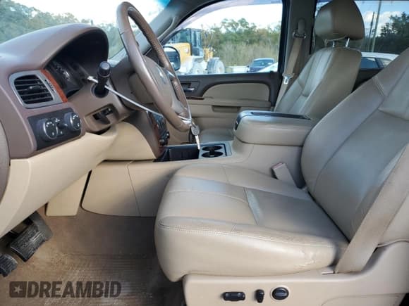 ✅ 2013 Chevrolet Silverado 1500 LTZ • VIN: 3GCPKTE77DG283899 • Лот: 90986175. Опубликован ранее на Copart с пробегом 122 145 миль. Бесплатный доступ к архиву аукционных продаж из США и подробный отчёт об истории автомобиля на DreamBid. Изображение 7.