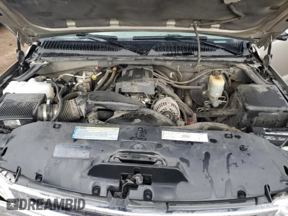 ✅ 2000 Chevrolet Suburban LS • VIN: 3GNFK16T6YG103823 • Лот: 60169645. Опубликован ранее на Copart с пробегом 144 135 миль. Бесплатный доступ к архиву аукционных продаж из США и подробный отчёт об истории автомобиля на DreamBid. Изображение 11.