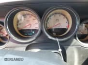 ✅ 2010 Dodge Challenger SE • VIN: 2B3CJ4DV5AH318508 • Lot: 87017774. Wystawiony na Copart z przebiegiem Nie podano. Bezpłatny archiwum sprzedaży aukcyjnych z USA i szczegółowy raport historii pojazdu na DreamBid. Zdjęcie 9.