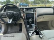 ✅ 2019 Infiniti Q50 Luxe • VIN: JN1EV7AP5KM512847 • Лот: 56390835. Опубликован ранее на Copart с пробегом 88 899 миль. Бесплатный доступ к архиву аукционных продаж из США и подробный отчёт об истории автомобиля на DreamBid. Изображение 9.