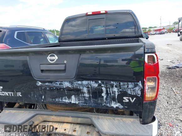 ✅ 2019 Nissan Frontier SV • VIN: 1N6AD0ER7KN788231 • Lot: 42215640. Listed on IAAI with 75,856 mi. Free auction sales archive from the USA and detailed vehicle history report at DreamBid. Image 16.