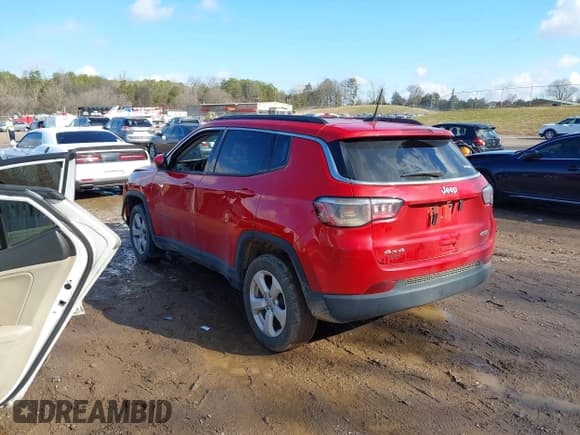 ✅ 2018 Jeep Compass Latitude • VIN: 3C4NJDBB3JT249146 • Lot: 41208876. Listed on IAAI with 78,192 mi. Free auction sales archive from the USA and detailed vehicle history report at DreamBid. Image 3.