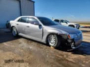 ✅ 2014 Chrysler 300 • VIN: 2C3CCAAG3EH289050 • Lot: 91146125. Wystawiony na Copart z przebiegiem 116 783 mil. Bezpłatny archiwum sprzedaży aukcyjnych z USA i szczegółowy raport historii pojazdu na DreamBid. Zdjęcie 4.