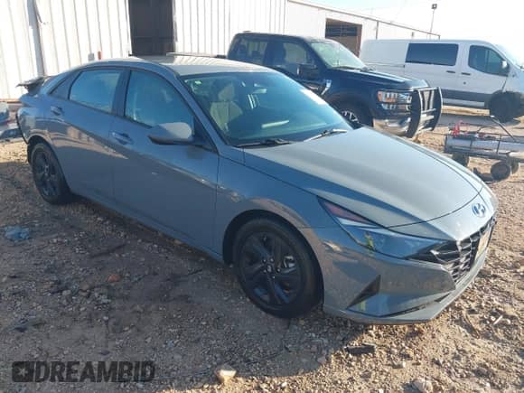 2022 Hyundai Elantra SEL с VIN KMHLS4AG0NU305438, выставлен на аукционе IAAI как лот 43111423 с пробегом 74 350 миль миль и . История ставок и продаж доступна на DreamBid. Изображение 1.