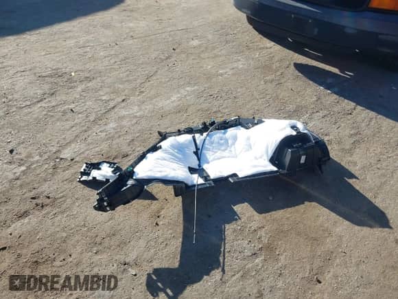 2024 Hyundai Tucson SEL with VIN 5NMJBCDE5RH364255, listed as a IAAI auction lot 43409904 with 38,715 mi miles and . Bid and sale history available at DreamBid. Image 12.