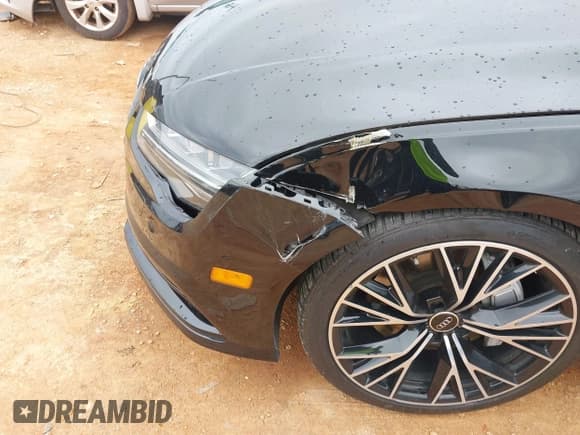 ✅ 2016 Audi A7 Prestige • VIN: WAU2GAFC5GN008438 • Lot: 41754579. Listed on IAAI with 122,794 mi. Free auction sales archive from the USA and detailed vehicle history report at DreamBid. Image 6.