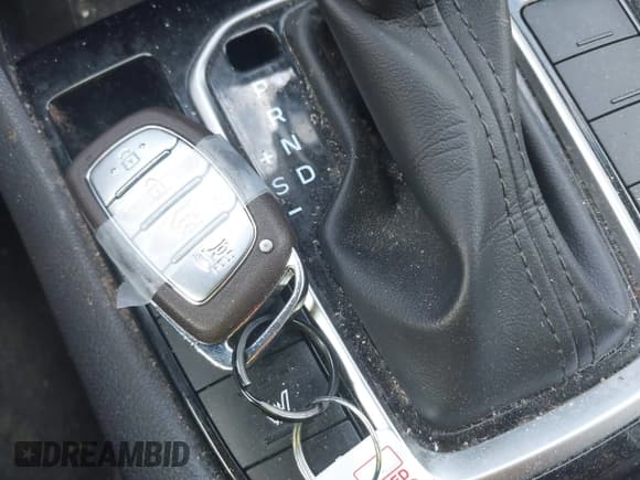 ✅ 2022 Hyundai Ioniq SE • VIN: KMHC75LC1NU285671 • Lot: 41362786. Wystawiony na IAAI z przebiegiem 50 247 mil. Bezpłatny archiwum sprzedaży aukcyjnych z USA i szczegółowy raport historii pojazdu na DreamBid. Zdjęcie 11.