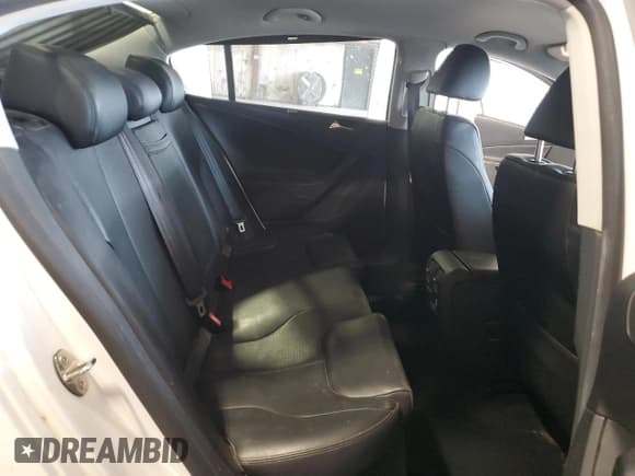 ✅ 2008 Volkswagen Passat • VIN: WVWUK73C58P091277 • Lot: 70559715. Wystawiony na Copart z przebiegiem 185 773 mil. Bezpłatny archiwum sprzedaży aukcyjnych z USA i szczegółowy raport historii pojazdu na DreamBid. Zdjęcie 10.