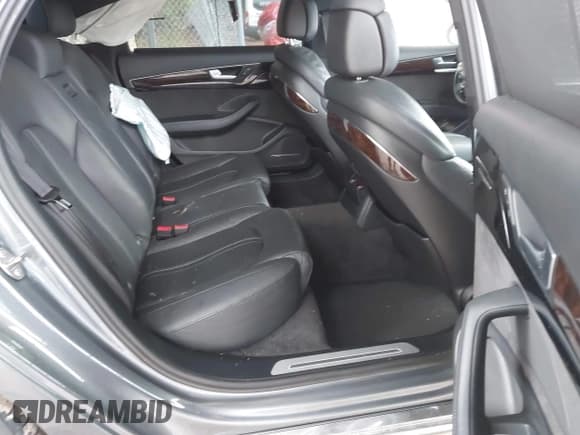 ✅ 2015 Audi A8 4.0T • VIN: WAU32AFD7FN019029 • Lot: 43455517. Wystawiony na IAAI z przebiegiem 91 576 mil. Bezpłatny archiwum sprzedaży aukcyjnych z USA i szczegółowy raport historii pojazdu na DreamBid. Zdjęcie 8.