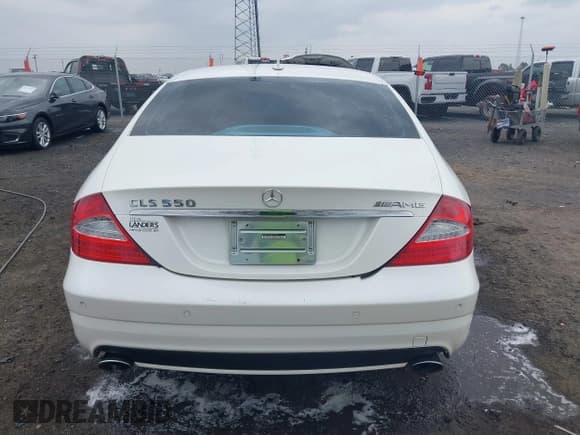 ✅ 2009 Mercedes-Benz CLS 550 • VIN: WDDDJ72X79A140979 • Лот: 41802317. Опубликован ранее на IAAI с пробегом 195 968 миль. Бесплатный доступ к архиву аукционных продаж из США и подробный отчёт об истории автомобиля на DreamBid. Изображение 16.
