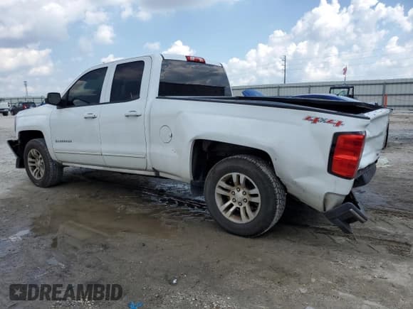 ✅ 2017 Chevrolet Silverado 1500 LT • VIN: 1GCVKREC4HZ156136 • Лот: 72575204. Опубликован ранее на Copart с пробегом 121 426 миль. Бесплатный доступ к архиву аукционных продаж из США и подробный отчёт об истории автомобиля на DreamBid. Изображение 2.
