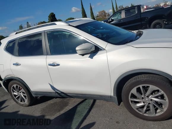 ✅ 2014 Nissan Rogue SL • VIN: 5N1AT2MT8EC771917 • Lot: 43741078. Listed on IAAI with 312,140 mi. Free auction sales archive from the USA and detailed vehicle history report at DreamBid. Image 14.