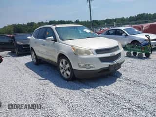 2011 Chevrolet Traverse LTZ z VIN 1GNKRLED2BJ172272, wystawiony jako IAAI lot #43078585 z przebiegiem Nie podano mil oraz . Historia ofert i sprzedaży dostępna na DreamBid. Obrazek 1.