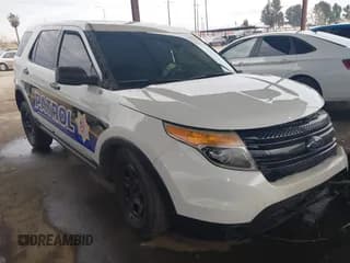 ✅ 2014 Ford Police Interceptor Utility • VIN: 1FM5K8AR0EGC40445 • Lot: 41492520. Wystawiony na IAAI z przebiegiem Nie podano. Bezpłatny archiwum sprzedaży aukcyjnych z USA i szczegółowy raport historii pojazdu na DreamBid. Zdjęcie 1.