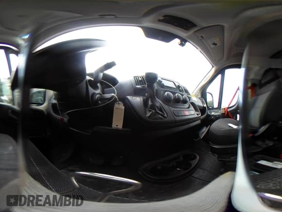 ✅ 2020 Ram ProMaster Cargo • VIN: 3C6URVJG1LE128461 • Lot: 42760478. Listed on IAAI with 44,622 mi. Free auction sales archive from the USA and detailed vehicle history report at DreamBid. Image 18.