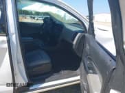 ✅ 2020 Chevrolet Colorado 2WD Work Truck • VIN: 1GCHSBEA2L1243785 • Lot: 43209539. Listed on IAAI with 49,127 mi. Free auction sales archive from the USA and detailed vehicle history report at DreamBid. Image 5.