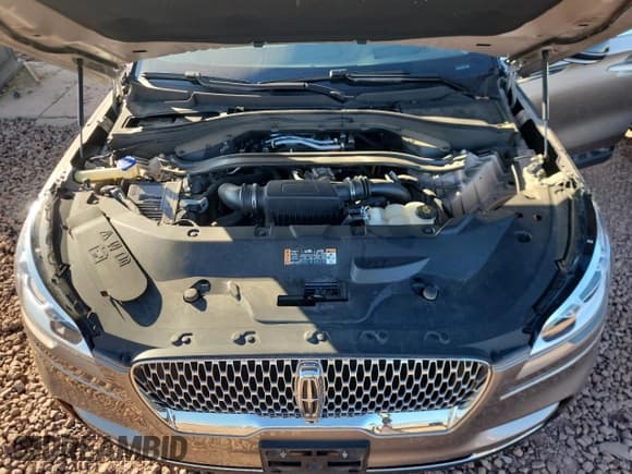 ✅ 2021 Lincoln Aviator Reserve • VIN: 5LM5J7XC9MGL04431 • Lot: 90680035. Listed on Copart with 37,023 mi. Free auction sales archive from the USA and detailed vehicle history report at DreamBid. Image 12.