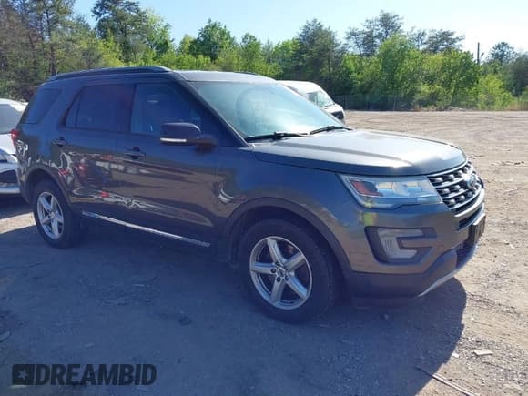 ✅ 2017 Ford Explorer XLT • VIN: 1FM5K8D85HGC79264 • Lot: 42007539. Wystawiony na IAAI z przebiegiem 221 897 mil. Bezpłatny archiwum sprzedaży aukcyjnych z USA i szczegółowy raport historii pojazdu na DreamBid. Zdjęcie 1.