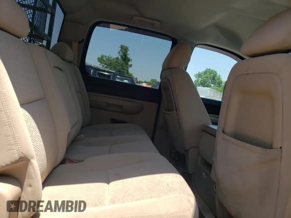 ✅ 2008 GMC Sierra 2500HD SLT • VIN: 1GTHK23648F210778 • Лот: 59929485. Опубликован ранее на Copart с пробегом 268 834 миль. Бесплатный доступ к архиву аукционных продаж из США и подробный отчёт об истории автомобиля на DreamBid. Изображение 10.