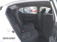 ✅ 2024 Nissan Sentra SV • VIN: 3N1AB8CV6RY282543 • Lot: 43239258. Wystawiony na IAAI z przebiegiem 26 953 mil. Bezpłatny archiwum sprzedaży aukcyjnych z USA i szczegółowy raport historii pojazdu na DreamBid. Zdjęcie 8.