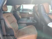 ✅ 2019 Lincoln Navigator Reserve • VIN: 5LMJJ3LT4KEL23846 • Lot: 83936595. Listed on Copart with 98,222 mi. Free auction sales archive from the USA and detailed vehicle history report at DreamBid. Image 11.