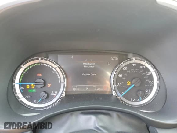 ✅ 2024 Toyota Highlander Hybrid XLE • VIN: 5TDKARAH0RS023786 • Lot: 64102665. Listed on Copart with 31,601 mi. Free auction sales archive from the USA and detailed vehicle history report at DreamBid. Image 9.