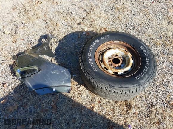 2001 Dodge 1500 with VIN 1B7HC16Y71S340751, listed as a IAAI auction lot 43463471 with 146,697 mi miles and . Bid and sale history available at DreamBid. Image 12.