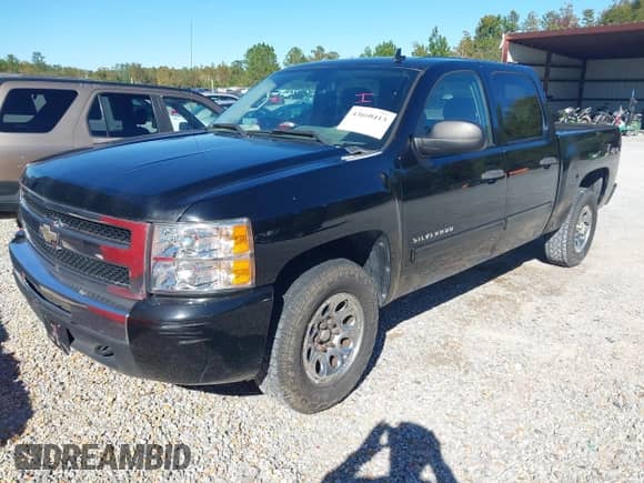✅ 2011 Chevrolet Silverado 1500 LS • VIN: 3GCPKREA9BG167468 • Lot: 43600413. Wystawiony na IAAI z przebiegiem 171 246 mil mil. Skorzystaj z bezpłatnego archiwum sprzedaży aukcyjnych z USA i zobacz szczegółowy raport historii pojazdu na DreamBid. Zdjęcie 17.
