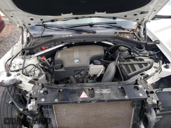 ✅ 2015 BMW X3 xDrive28i • VIN: 5UXWX9C53F0D48094 • Lot: 90466255. Wystawiony na Copart z przebiegiem 83 753 mil. Bezpłatny archiwum sprzedaży aukcyjnych z USA i szczegółowy raport historii pojazdu na DreamBid. Zdjęcie 12.