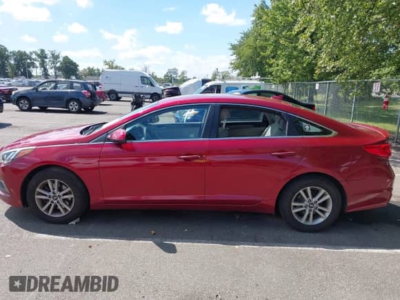 2016 Hyundai Sonata 2.4L z VIN 5NPE24AF4GH400781, wystawiony jako IAAI lot #43095554 z przebiegiem 170 365 mil mil oraz . Historia ofert i sprzedaży dostępna na DreamBid. Obrazek 14.