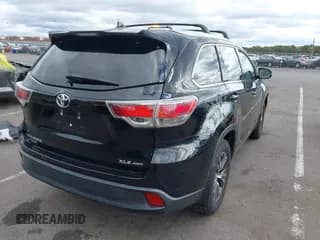 ✅ 2016 Toyota Highlander XLE • VIN: 5TDJKRFH1GS500997 • Lot: 43495517. Wystawiony na IAAI z przebiegiem 64 063 mil. Bezpłatny archiwum sprzedaży aukcyjnych z USA i szczegółowy raport historii pojazdu na DreamBid. Zdjęcie 4.