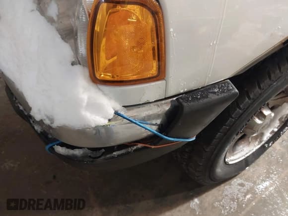 ✅ 2001 Ford Ranger XL Fleet • VIN: 1FTZR15E91PA91012 • Lot: 43787735. Listed on IAAI with 198,432 mi. Free auction sales archive from the USA and detailed vehicle history report at DreamBid. Image 15.