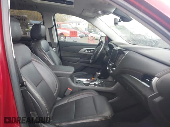 ✅ 2018 Chevrolet Traverse LT • VIN: 1GNEVHKW0JJ165203 • Lot: 43509948. Listed on IAAI with 89,827 mi. Free auction sales archive from the USA and detailed vehicle history report at DreamBid. Image 5.