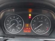 ✅ 2013 BMW X1 xDrive28i • VIN: WBAVL1C54DVR85015 • Лот: 43524874. Опубликован ранее на IAAI с пробегом 152 768 миль. Бесплатный доступ к архиву аукционных продаж из США и подробный отчёт об истории автомобиля на DreamBid. Изображение 7.