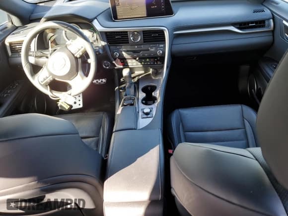 ✅ 2019 Lexus RX 450h • VIN: 2T2BGMCA0KC035612 • Lot: 82371295. Wystawiony na Copart z przebiegiem 41 929 mil. Bezpłatny archiwum sprzedaży aukcyjnych z USA i szczegółowy raport historii pojazdu na DreamBid. Zdjęcie 8.