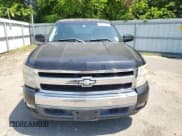 ✅ 2008 Chevrolet Silverado 1500 2LT • VIN: 2GCEC190881175974 • Lot: 51721825. Wystawiony na Copart z przebiegiem 199 809 mil. Bezpłatny archiwum sprzedaży aukcyjnych z USA i szczegółowy raport historii pojazdu na DreamBid. Zdjęcie 5.