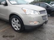 ✅ 2012 Chevrolet Traverse LTZ • VIN: 1GNKVLED4CJ199177 • Lot: 43190048. Wystawiony na IAAI z przebiegiem 296 739 mil. Bezpłatny archiwum sprzedaży aukcyjnych z USA i szczegółowy raport historii pojazdu na DreamBid. Zdjęcie 6.