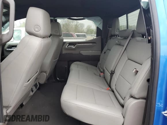 ✅ 2025 Chevrolet Silverado 1500 • VIN: 3GCPKDEK4SG121364 • Лот: 54825305. Опубликован ранее на Copart с пробегом 4 708 миль. Бесплатный доступ к архиву аукционных продаж из США и подробный отчёт об истории автомобиля на DreamBid. Изображение 10.