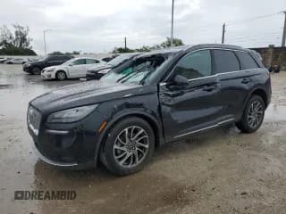 ✅ 2022 Lincoln Corsair Standard • VIN: 5LMCJ1C90NUL14184 • Lot: 65884025. Wystawiony na Copart z przebiegiem 43 365 mil. Bezpłatny archiwum sprzedaży aukcyjnych z USA i szczegółowy raport historii pojazdu na DreamBid. Zdjęcie 1.