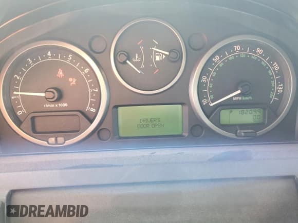 ✅ 2005 Land Rover LR3 SE • VIN: SALAD254X5A315396 • Lot: 60348205. Listed on Copart with 182,099 mi. Free auction sales archive from the USA and detailed vehicle history report at DreamBid. Image 9.