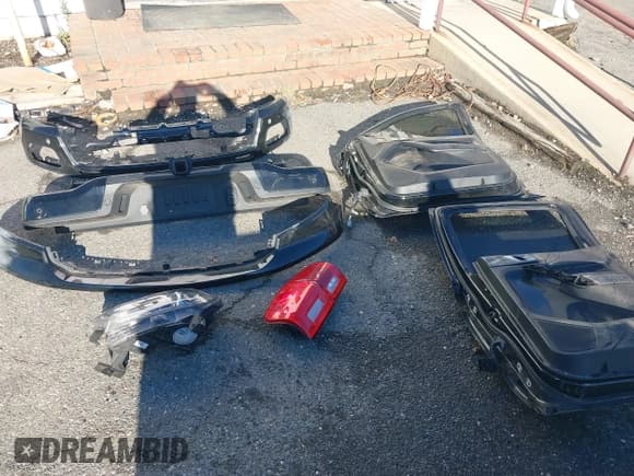 ✅ 2019 Ford Ranger Lariat • VIN: 1FTER4FH0KLB17790 • Lot: 43456261. Wystawiony na IAAI z przebiegiem 87 522 mil. Bezpłatny archiwum sprzedaży aukcyjnych z USA i szczegółowy raport historii pojazdu na DreamBid. Zdjęcie 12.