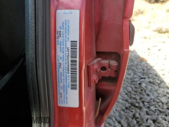 ✅ 1997 Volkswagen Jetta GL • VIN: 3VWRA81HXVM066189 • Lot: 52113045. Wystawiony na Copart z przebiegiem 139 129 mil. Bezpłatny archiwum sprzedaży aukcyjnych z USA i szczegółowy raport historii pojazdu na DreamBid. Zdjęcie 12.