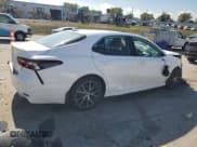 ✅ 2021 Toyota Camry SE • VIN: 4T1G11AK3MU425689 • Lot: 84975745. Listed on Copart with 56,950 mi. Free auction sales archive from the USA and detailed vehicle history report at DreamBid. Image 3.