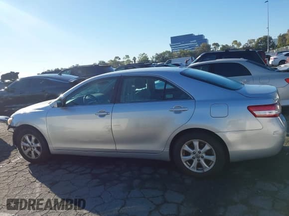 ✅ 2011 Toyota Camry LE • VIN: 4T4BF3EK0BR160900 • Лот: 43465162. Опубликован ранее на IAAI с пробегом 211 415 миль. Бесплатный доступ к архиву аукционных продаж из США и подробный отчёт об истории автомобиля на DreamBid. Изображение 15.