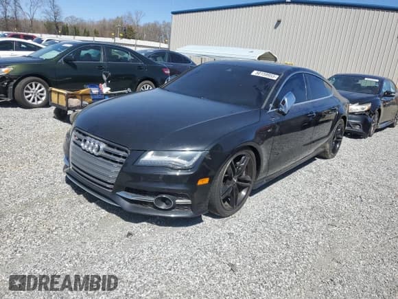 ✅ 2013 Audi S7 Prestige • VIN: WAUW2AFC8DN132991 • Лот: 50159955. Опубликован ранее на Copart с пробегом 140 507 миль. Бесплатный доступ к архиву аукционных продаж из США и подробный отчёт об истории автомобиля на DreamBid. Изображение 1.