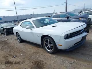 ✅ 2011 Dodge Challenger • VIN: 2B3CJ4DG6BH604595 • Lot: 43248815. Wystawiony na IAAI z przebiegiem 62 584 mil. Bezpłatny archiwum sprzedaży aukcyjnych z USA i szczegółowy raport historii pojazdu na DreamBid. Zdjęcie 1.