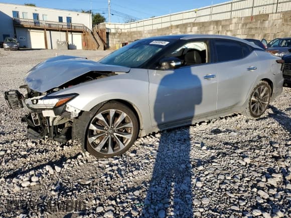 ✅ 2019 Nissan Maxima Platinum • VIN: 1N4AA6AV4KC362550 • Lot: 85938945. Wystawiony na Copart z przebiegiem 87 531 mil. Bezpłatny archiwum sprzedaży aukcyjnych z USA i szczegółowy raport historii pojazdu na DreamBid. Zdjęcie 1.